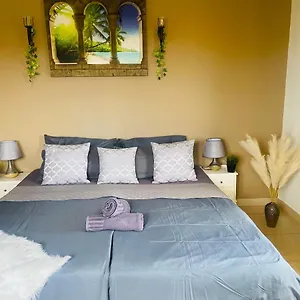 https://villa-unique.comcaribbean.com